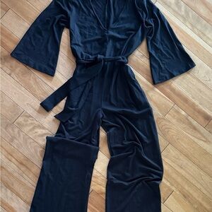 Smash + Tess Wide Leg Black "Riley" Jumpsuit size xs New With Tags